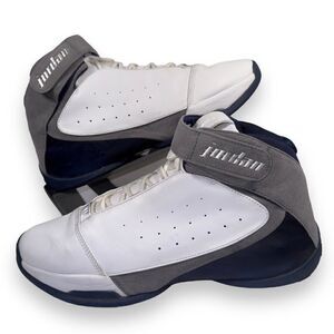 Jordan Team Strong 2005 'White Light Graphite Navy' 311868-102 Men's 13